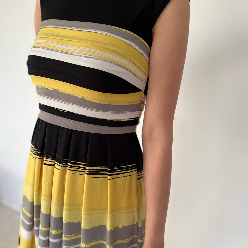 Max and Cleo pleated spring dress